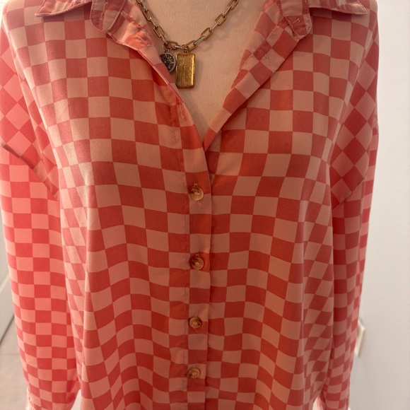 Pretty Garbage pink checkered blouse - Picture 2 of 4